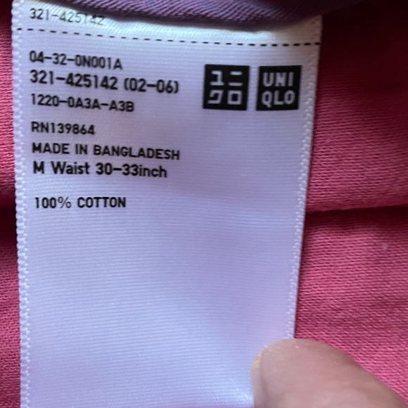 Uniqlo Men’s Light Red/Salmon Shorts SZ M - Picture 3 of 8